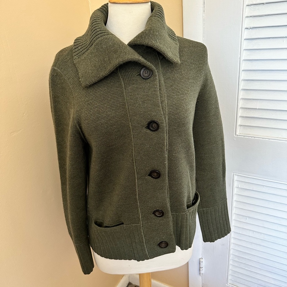 J Crew Women’s Merino wool sweater jacket. Size L. Excellent condition